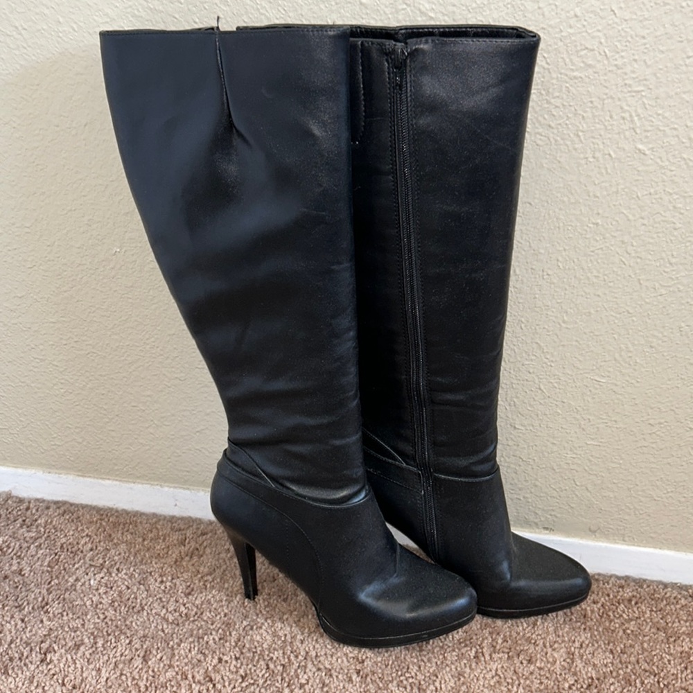 Nine West platform heel boots - size 7.5